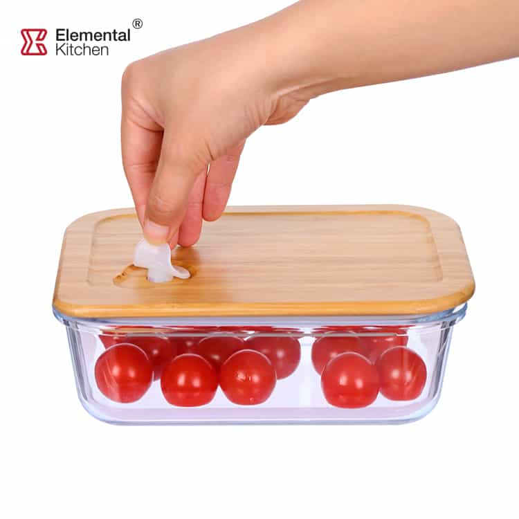 Portable Glass Storage Dish Secure Bamboo and Silicone Lid #98479001