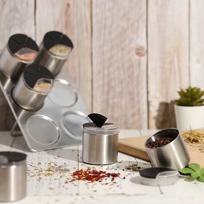 STAINLESS STEEL SPICE JAR WITH RACK MAGNETIC, THREE OPENINGS – 79312002